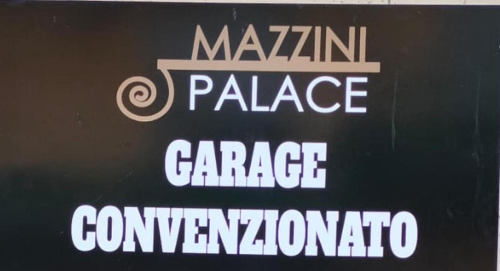 Mazzini Palace 米斯泰尔比安科 外观 照片